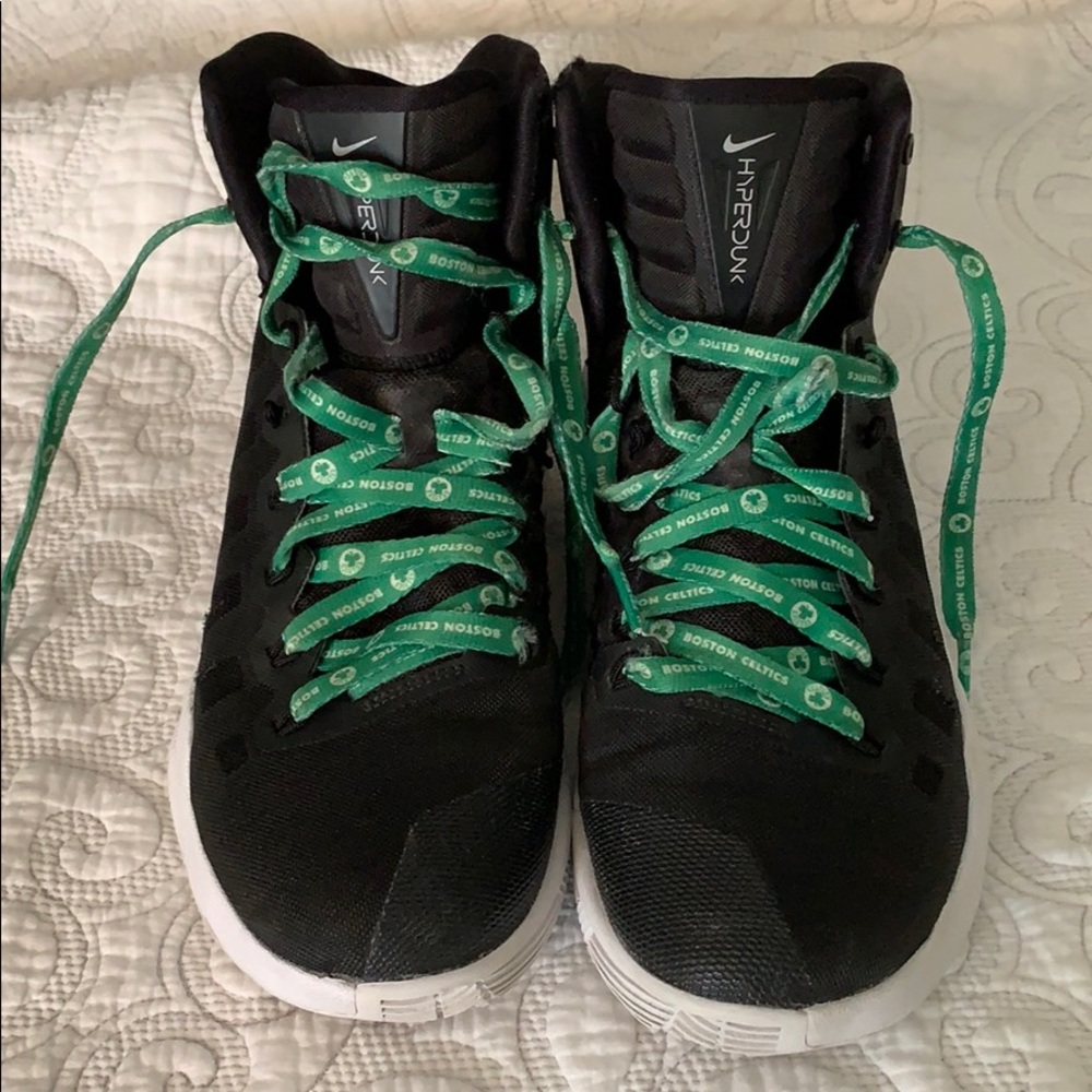 Nike Women’s Zoom HyperDunks